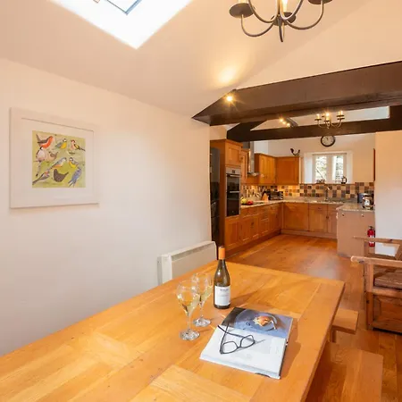 Stickle Cottage, Great Langdale * Grasmere